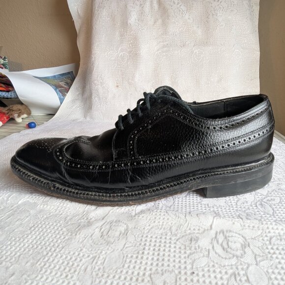 Vintage Black Leather Wingtip Shoes Size 11 EU 44 Cat's Paw Heels - Picture 6 of 10